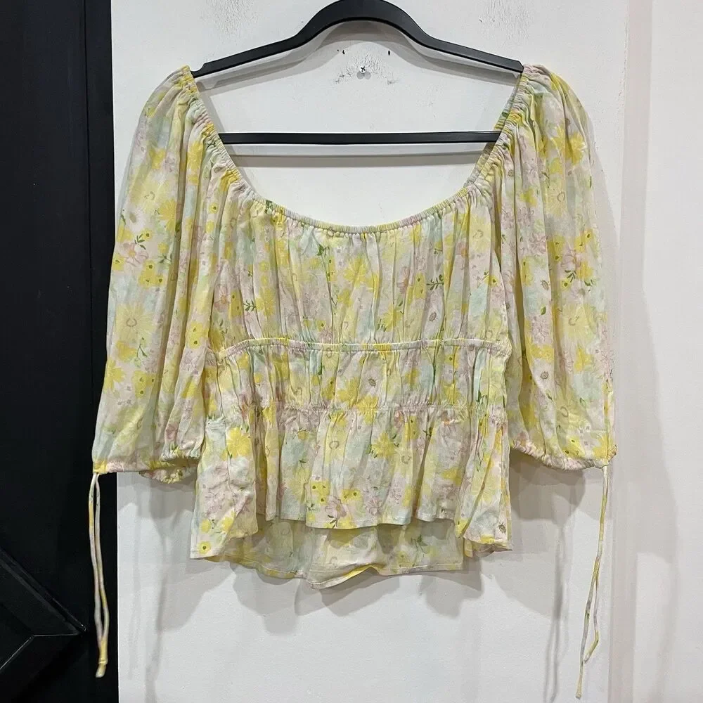 Sophie Rue Yellow Floral Cropped Puff Sleeve Peasant Top Size Medium Cottage - Picture 5 of 5